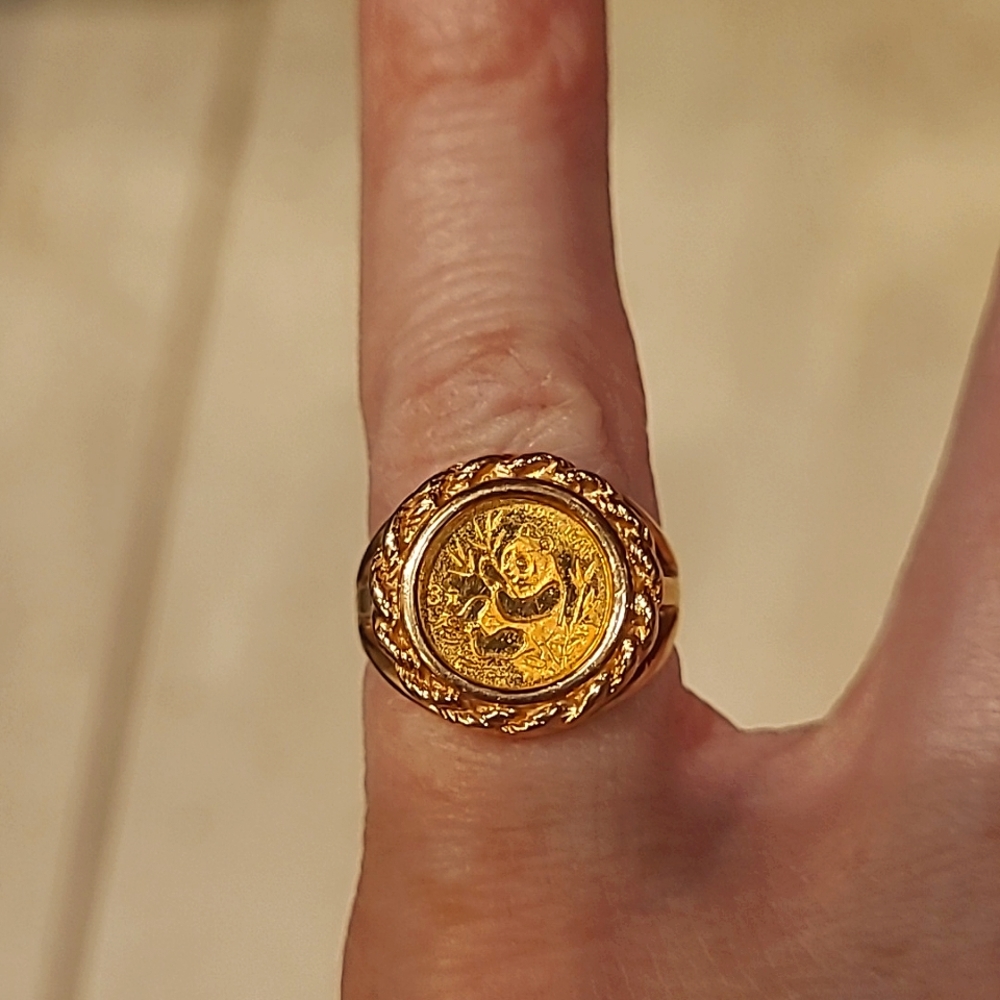 PANDA GOLD COIN RING - Picture 1 of 10